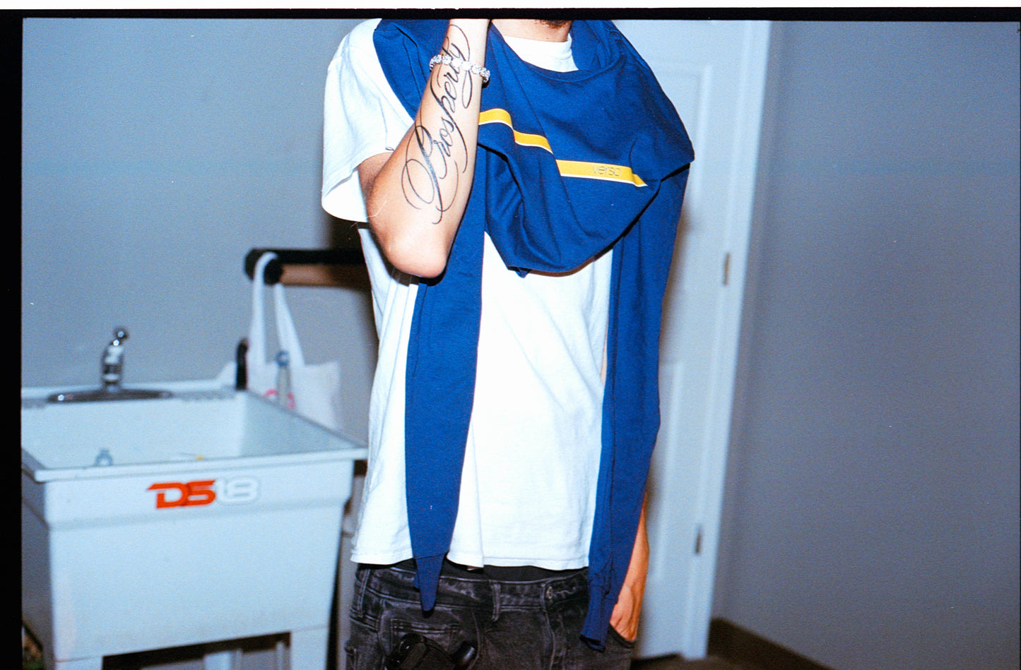 NAVY BLUE LONGSLEEVE